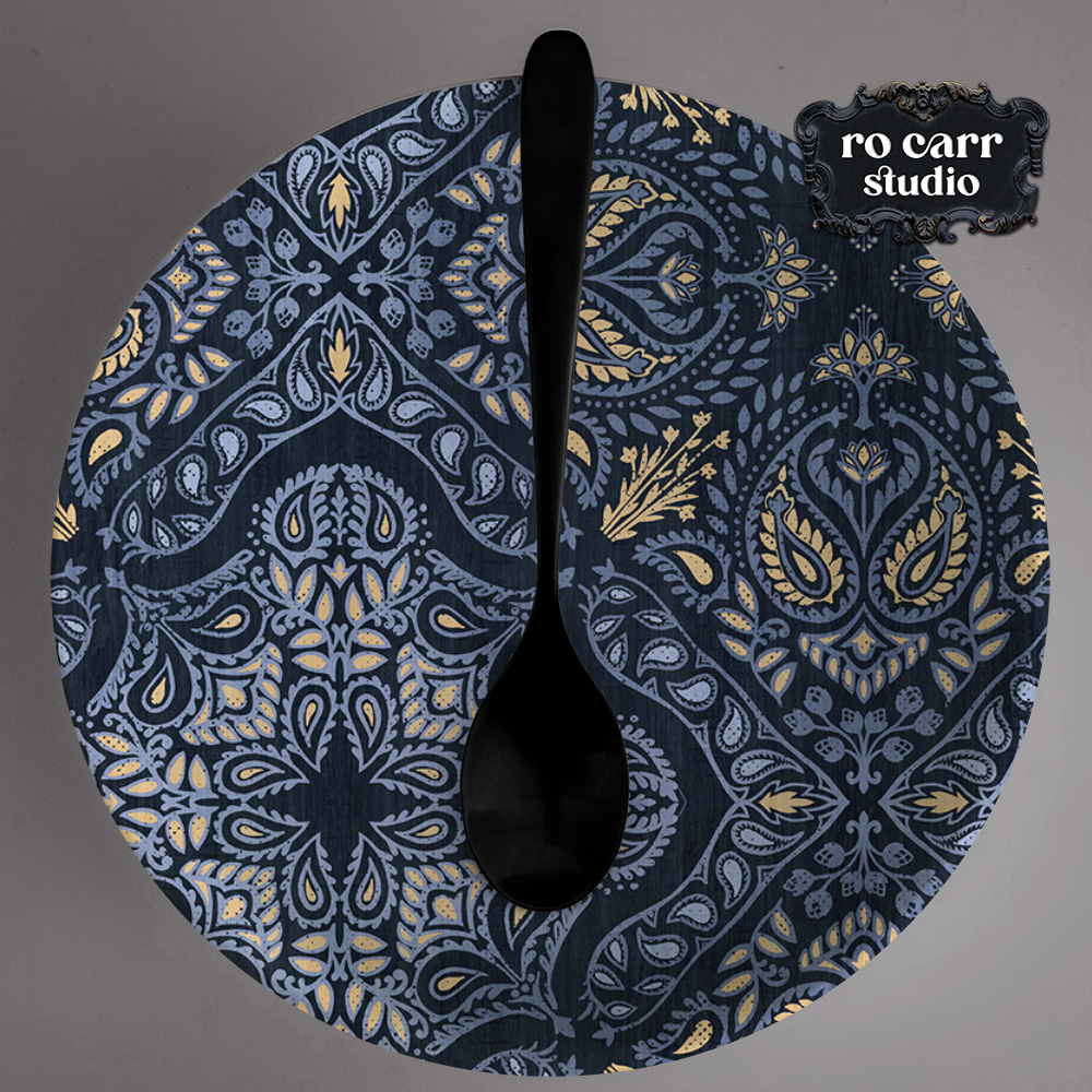 Dinner plate glazed with the Retro Country Bandana pattern.